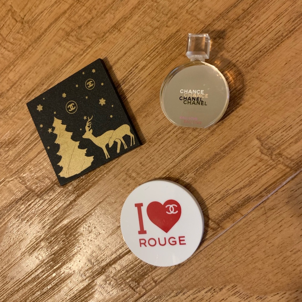 Chanel Magnet Set
